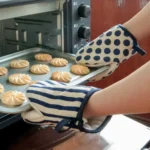2pcs/set Polka Dot Heat-Resistant Oven Mitts Stripe Anti-Scald Microwave Safe Gloves Comfortable Grip Hanging Loops