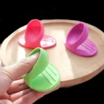 2Pcs Silicone Pot Holders, Heat Resistant Pot Holders, Mini Oven Mitts Rubber Oven Glove, Cooking Pinch Grips for Kitchen